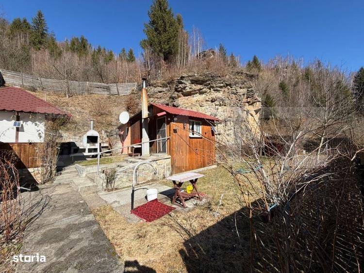 Casă cu 2 camere cu Teren 425 Mp în Iara