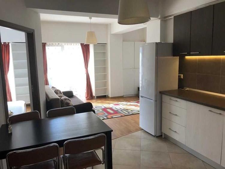 Apartament cu 2 camere semidecomandat în Plopilor