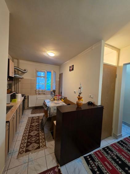 Apartament cu 2 camere decomandat în Rahova