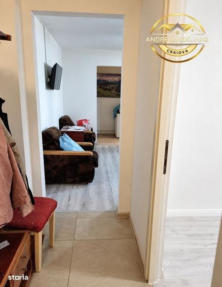 Apartament cu 2 camere semidecomandat în Calea București