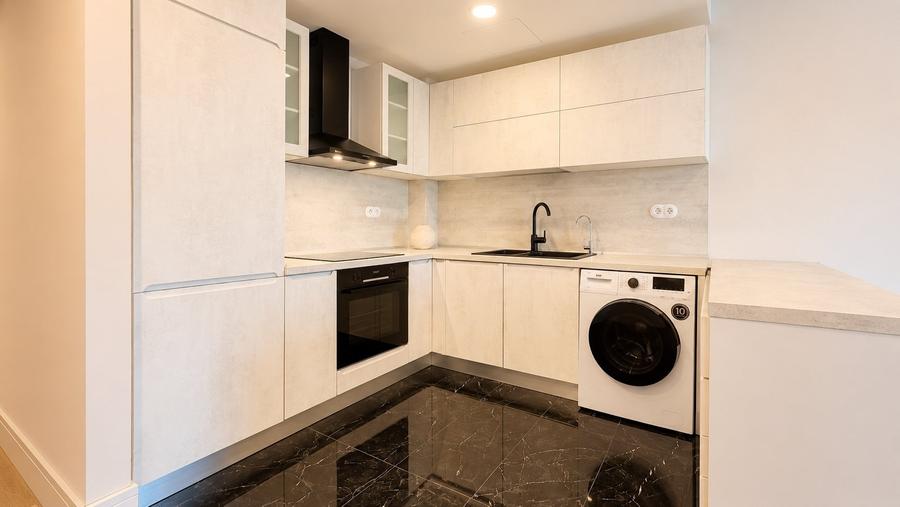 Apartament cu 2 camere decomandat, mobilat în Pipera