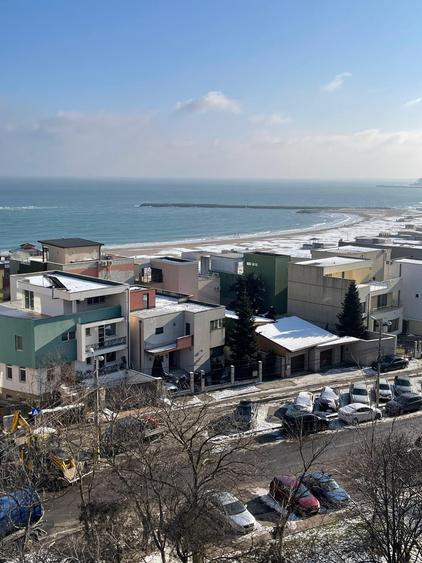 Apartament cu 2 camere decomandat, mobilat în Faleza Nord