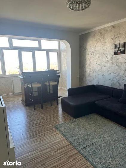 Apartament cu 3 camere decomandat, mobilat în Tomis Nord