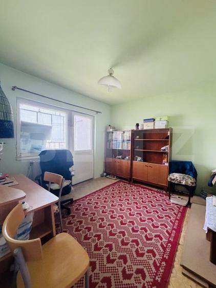 Apartament cu 4 camere decomandat în Câmpia Turzii