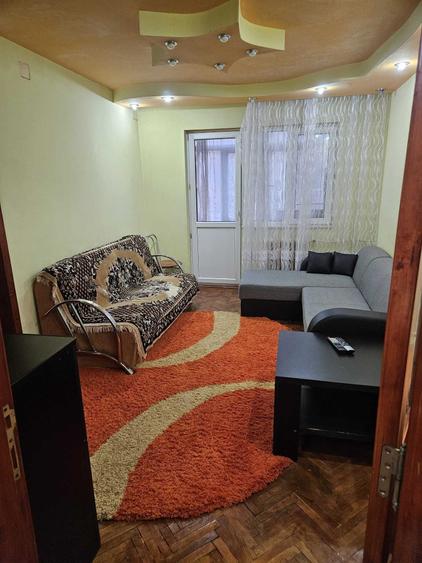 Apartament cu 2 camere semidecomandat în Aluniș