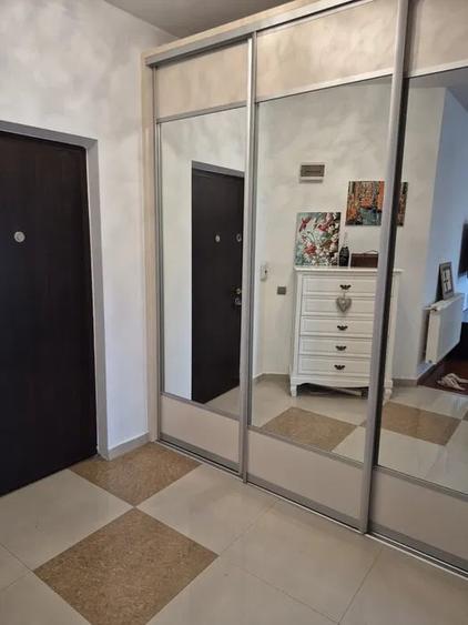 Apartament cu 3 camere decomandat, mobilat în Bucureștii Noi