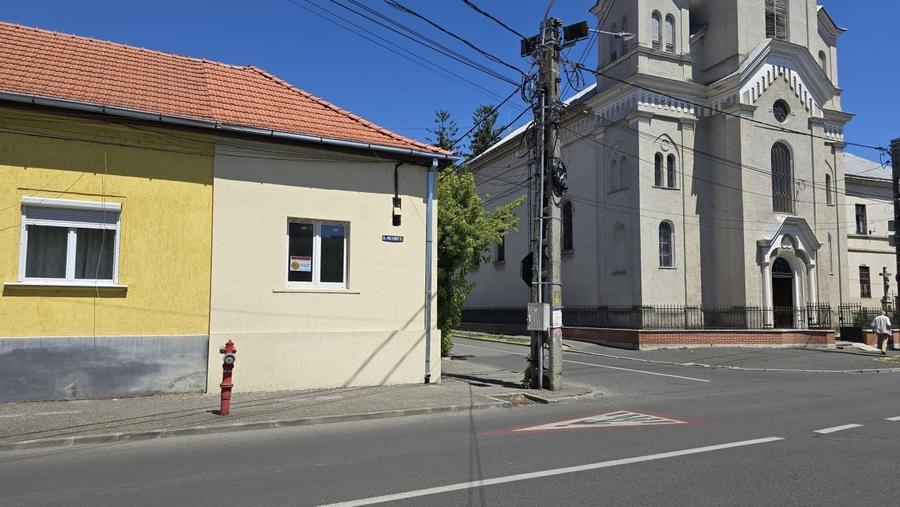 Casă individuală cu 2 camere cu Canalizare în Semicentral