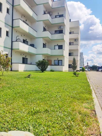 Penthouse 2 camere, terasa 14 mp, lift, dressing, incalz pardos, geam baie + TVA - 1