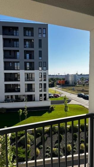 Apartament cu 3 camere decomandat, mobilat în Aradului