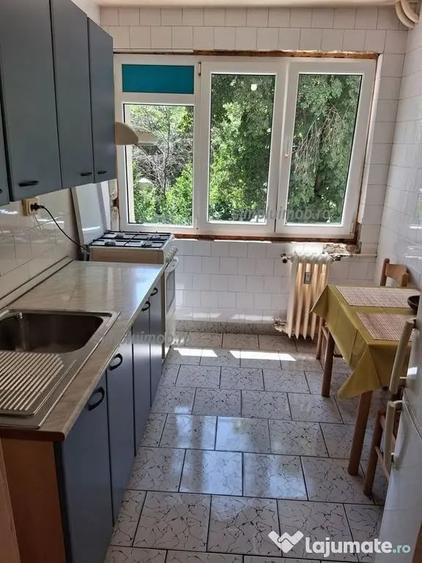 Apartament cu 2 camere semidecomandat în Câmpia Libertății