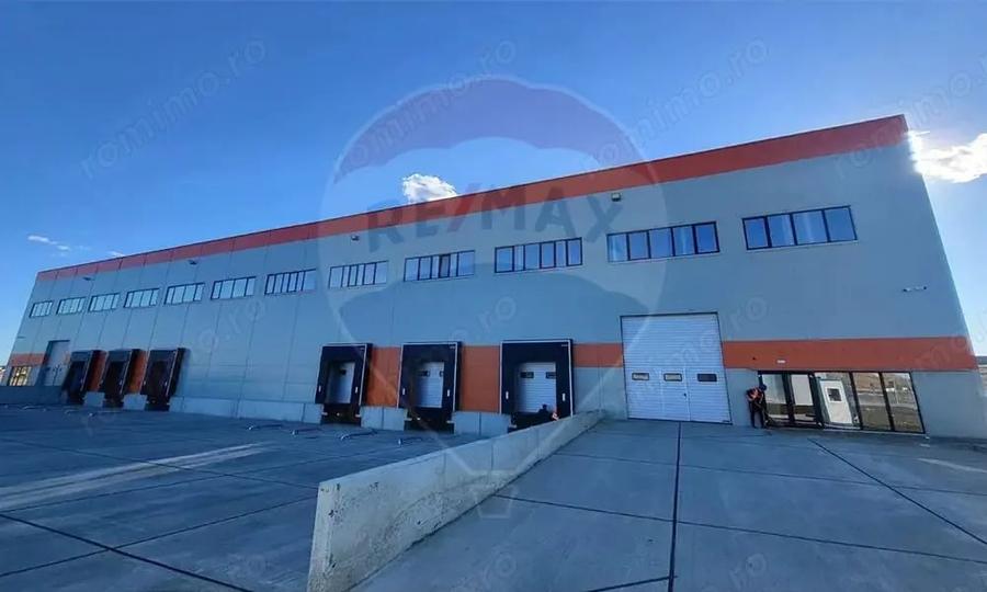 Spațiu comercial, de 15,000 mp, în Lețcani