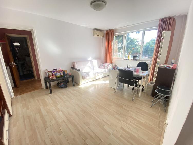 Apartament cu 3 camere semidecomandat, mobilat în Rahova