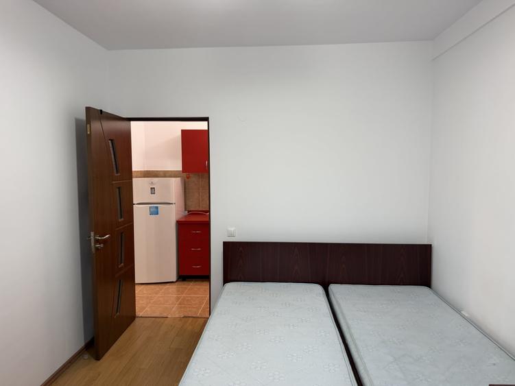 Apartament cu 2 camere decomandat, mobilat în Calea Dumbrăvii