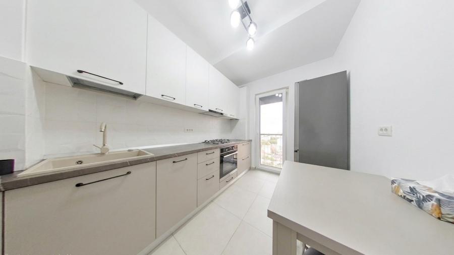 Apartament cu 2 camere semidecomandat, mobilat în UTA
