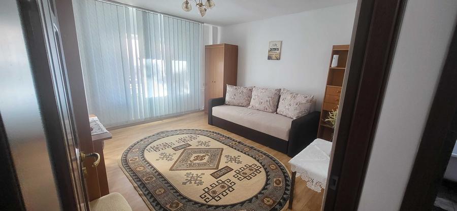 Garsonieră decomandată în Exterior Vest