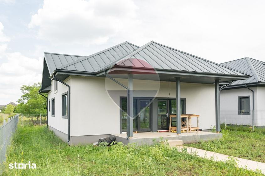 Casă cu 5 camere cu Teren 500 Mp în Snagov