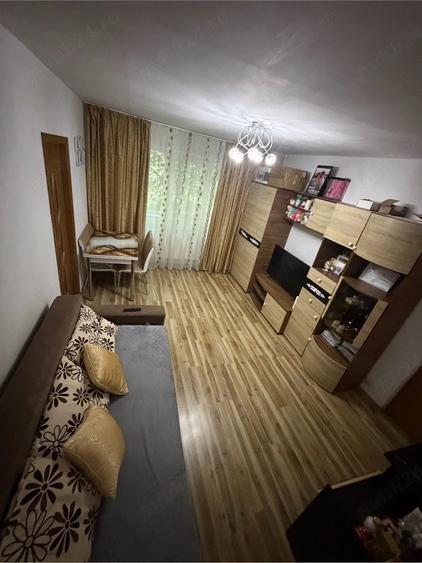 Apartament cu 2 camere semidecomandat în Vest