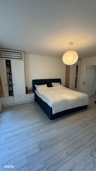 Apartament cu 3 camere decomandat, mobilat în Centrul Civic