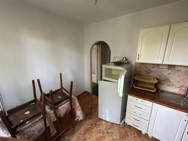 Apartament cu 3 camere decomandat în Gară