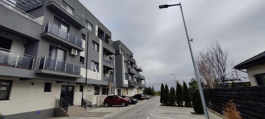 Apartament cu 2 camere semidecomandat în Tunari