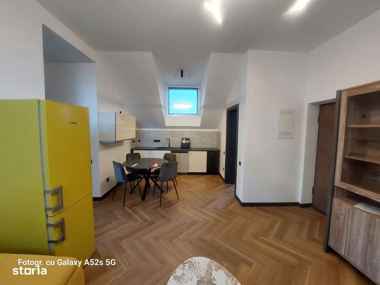 Apartament cu 3 camere în Turnișor