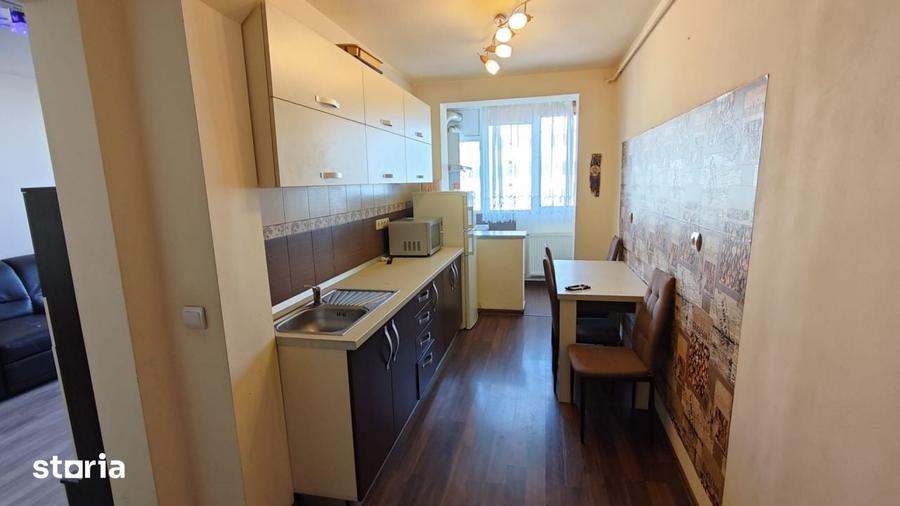 Apartament cu 2 camere semidecomandat în Central