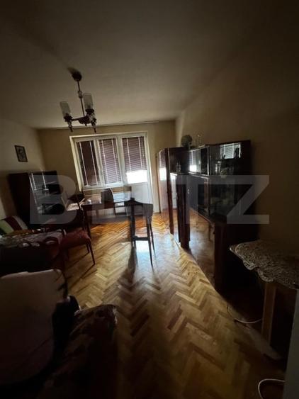Apartament cu 3 camere decomandat în Luduș