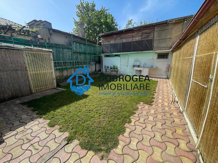 Casă individuală cu 2 camere cu Teren 275 Mp în Central