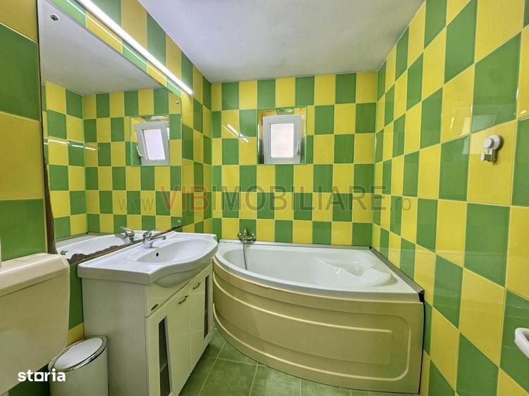 Apartament cu 3 camere în Păcii