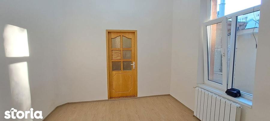 TINERETULUI (metrou) - DIMITRIE CANTEMIR, casa 2 camere, curte proprie - 3