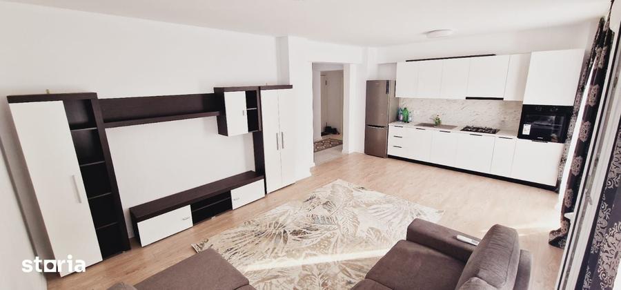 Apartament cu 3 camere în Seleuș