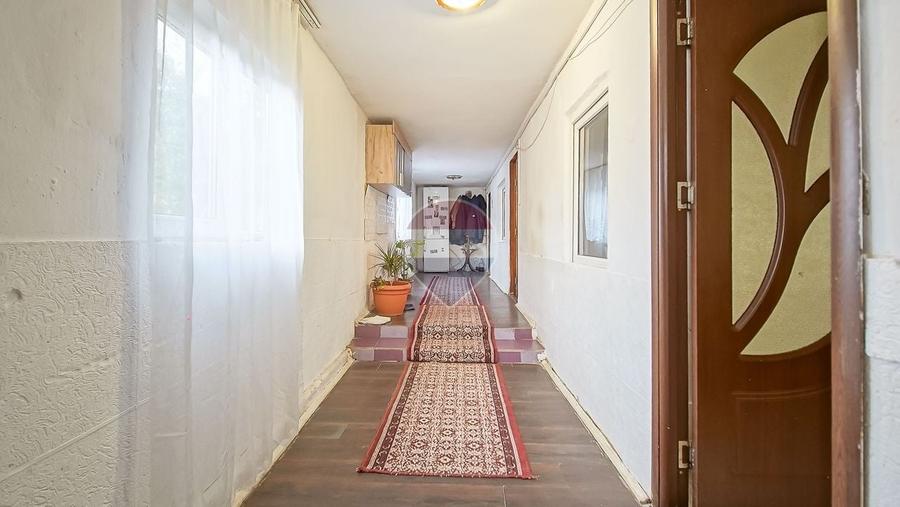 Casă individuală cu 3 camere cu Teren 360 Mp în Sânpetru