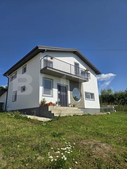 Casă individuală cu 4 camere cu Teren 1458 Mp în Pucioasa