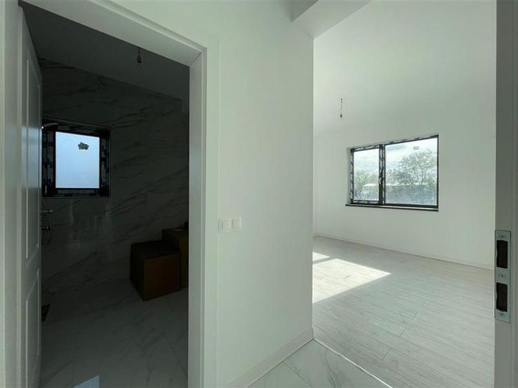 Casă individuală cu 4 camere cu Teren 415 Mp în Vorovești