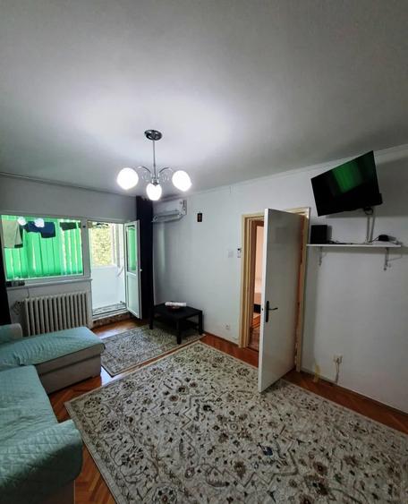 Apartament cu 2 camere decomandat în Iancului