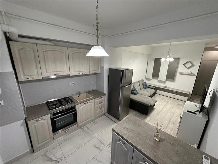 Apartament cu 2 camere decomandat, mobilat în Păcurari