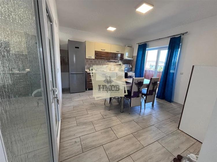Apartament cu 3 camere decomandat în Șura Mare