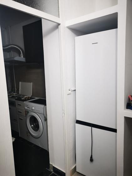 Garsonieră decomandată în UTA