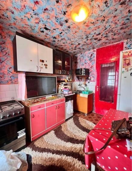 Apartament cu 2 camere semidecomandat, mobilat în 6 Vânători