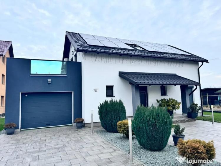 Casă cu 7 camere cu Teren 900 Mp în Hideaga