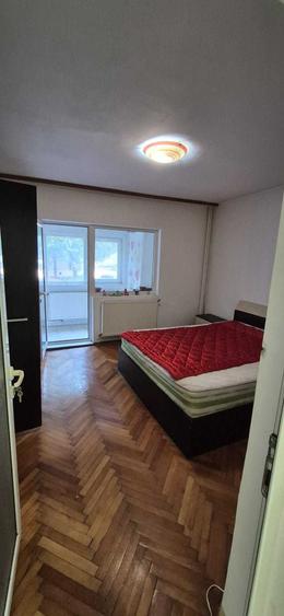 Apartament cu 2 camere decomandat în Buzaului