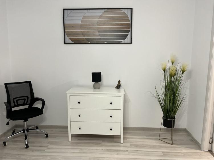 Apartament cu 2 camere semidecomandat în Gorjului