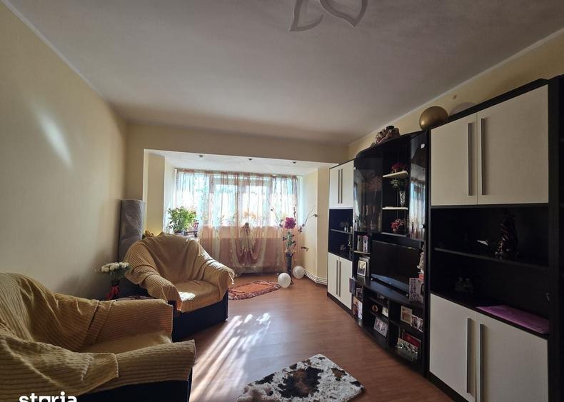 Apartament cu 2 camere semidecomandat, mobilat în Țiglina 1