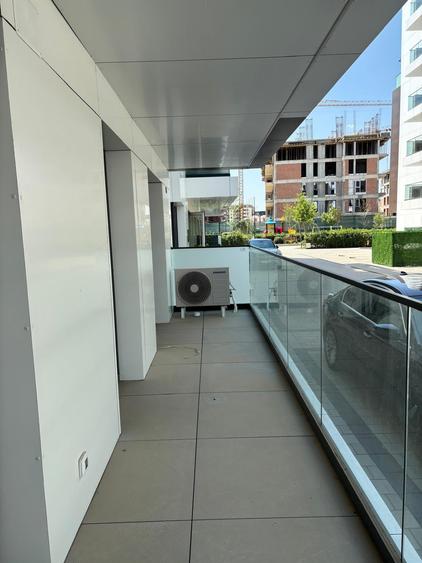 Apartament cu 2 camere semidecomandat, mobilat în Pipera