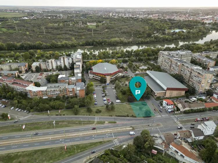 Teren de 389 mp, în Podgoria