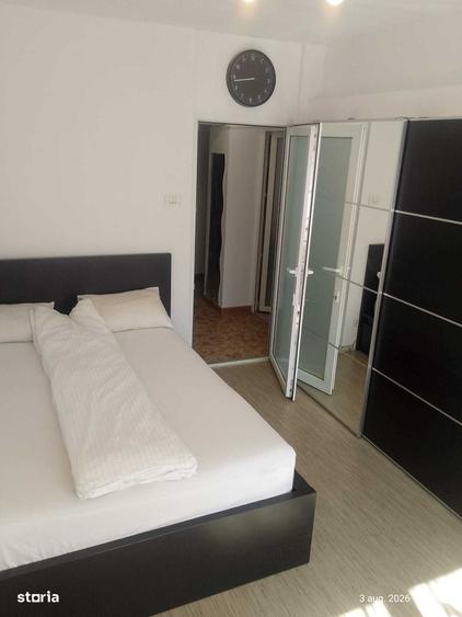 Apartament cu 3 camere în Crângași