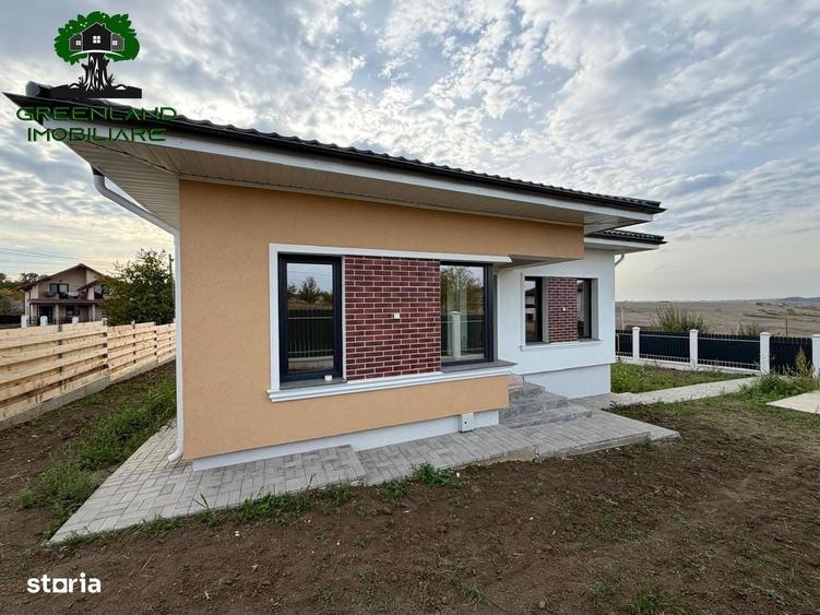Casă cu 4 camere în Ciurbești