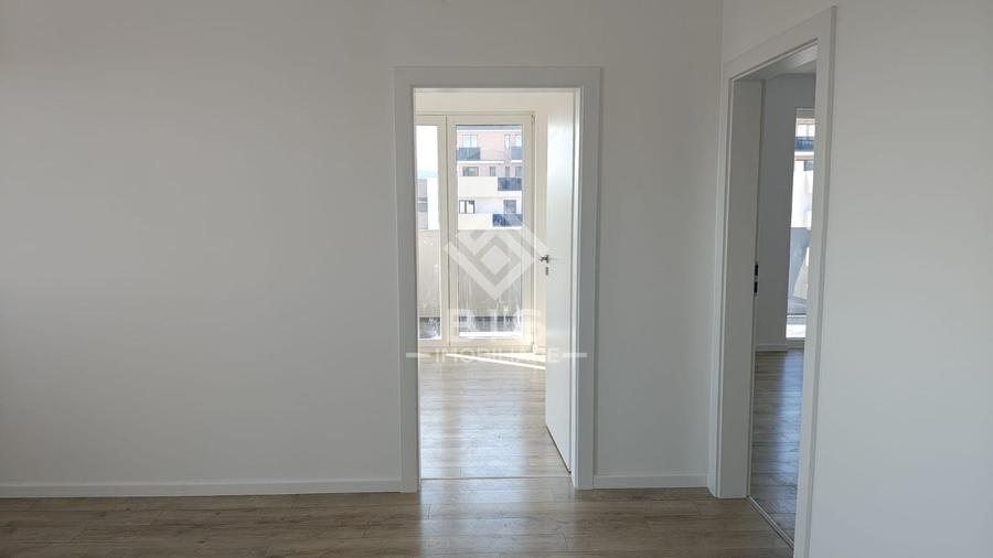 Apartament cu 3 camere decomandat în Centura