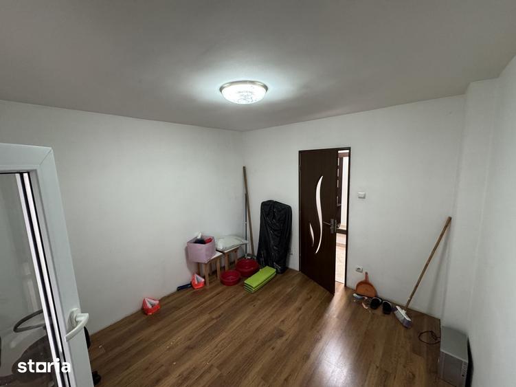 Apartament cu 2 camere decomandat în Micro 16