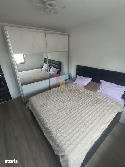 Apartament cu 3 camere în Traian